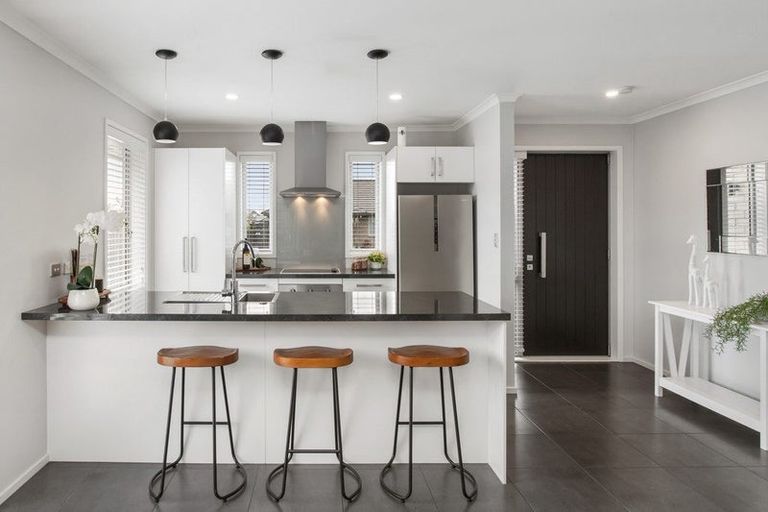 Photo of property in 33 Bradwell Crescent, Halswell, Christchurch, 8025