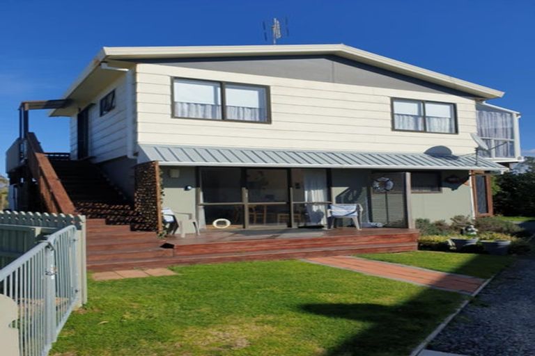 Photo of property in 266b Seaforth Road, Waihi Beach, 3611