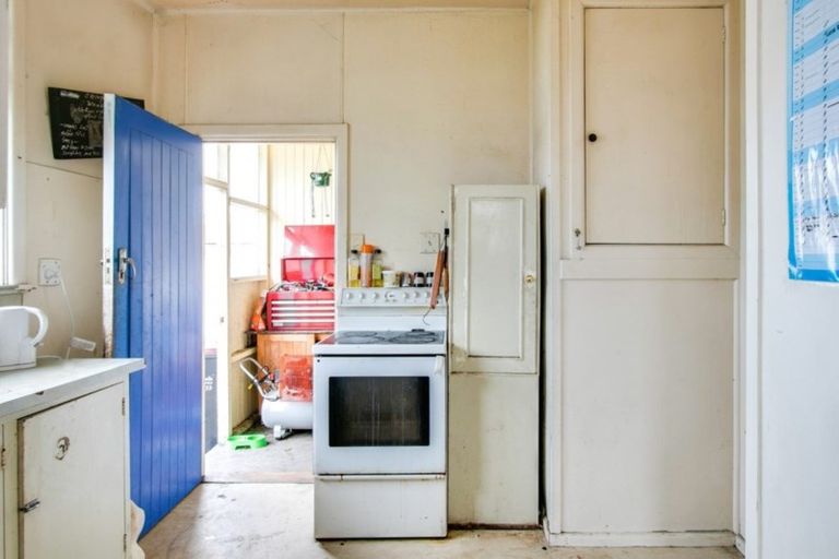 Photo of property in 144 Carlyle Street, Napier South, Napier, 4110