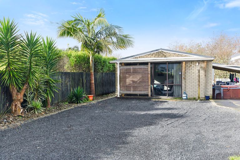 Photo of property in 74 Harrisville Road, Tuakau, 2121