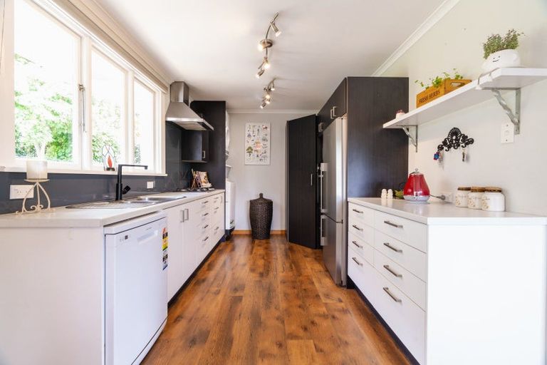 Photo of property in 96 Hocken Street, Kenmure, Dunedin, 9011