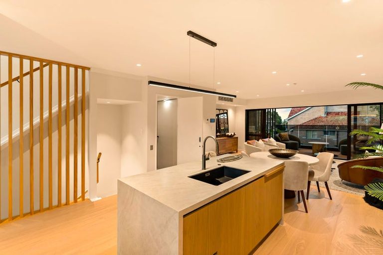 Photo of property in 1/3 Tennyson Avenue, Takapuna, Auckland, 0622