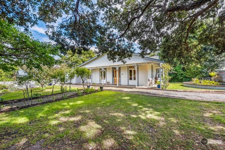 Photo of property in 36 Riddlers Crescent, Petone, Lower Hutt, 5012