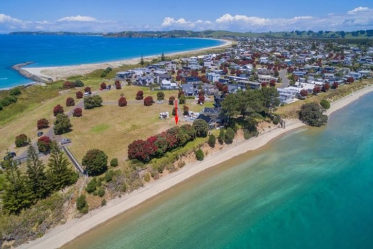 Photo of property in 275 Omaha Drive, Omaha, 0986