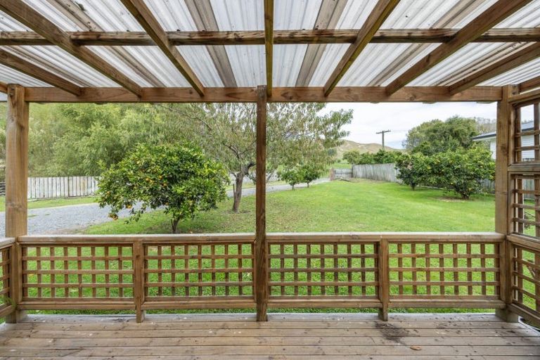 Photo of property in 33 Waikare Coast Road, Putorino, Kotemaori, 4188