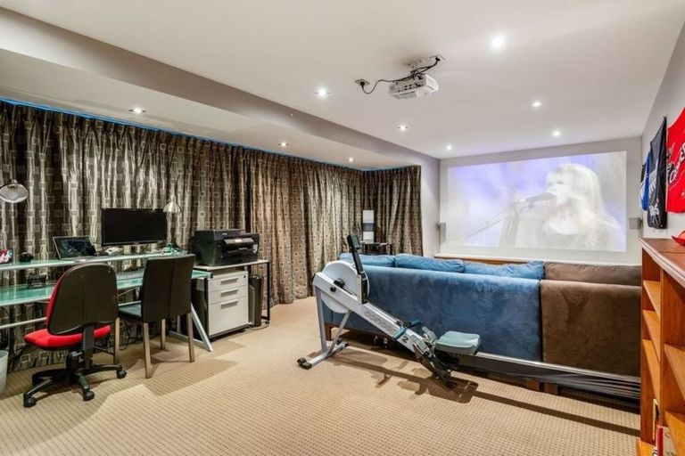 Photo of property in 108a Rossall Street, Merivale, Christchurch, 8014