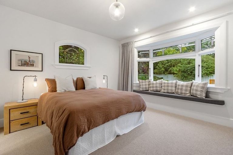 Photo of property in 79 Cashmere Road, Cashmere, Christchurch, 8022