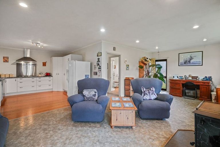 Photo of property in 3028 South Eyre Road, Oxford, Rangiora, 7476