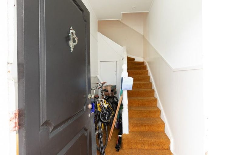 Photo of property in 23a Colombo Street, Newtown, Wellington, 6021