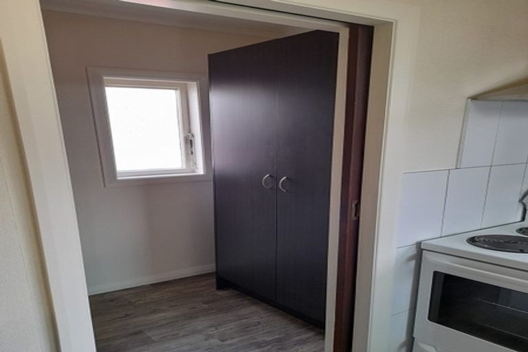 Photo of property in 38 Miro Street, Takaro, Palmerston North, 4410