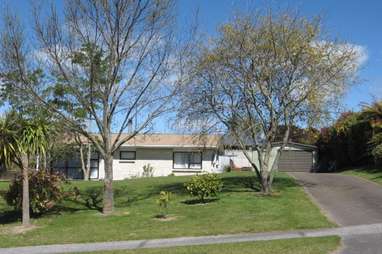 Photo of property in 23 Shera Street, Acacia Bay, Taupo, 3330