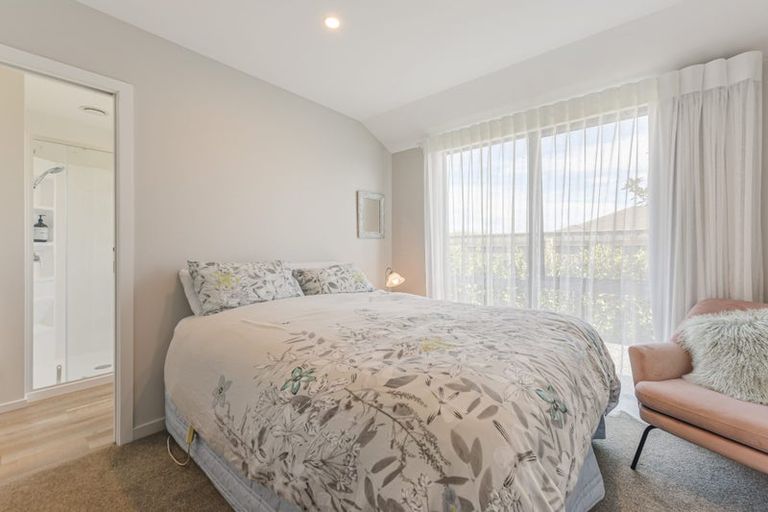 Photo of property in 3 Puketutu Grove, Motueka, 7120