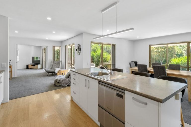 Photo of property in 38 Saint Laurent Way, Ohau, Levin, 5570