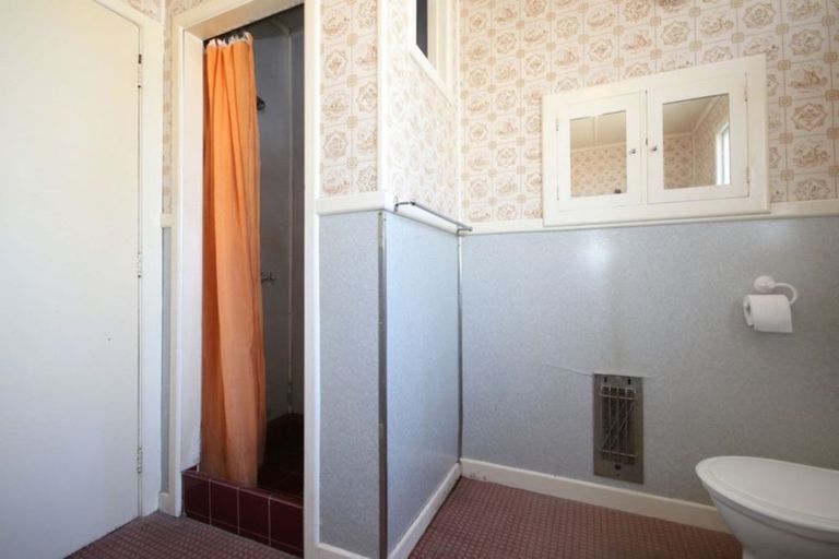 Photo of property in 33 Nichol Street, Heidelberg, Invercargill, 9812