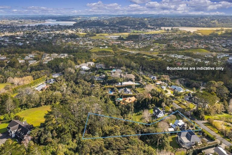Photo of property in 19 Bernard Magnus Lane, Greenhithe, Auckland, 0632