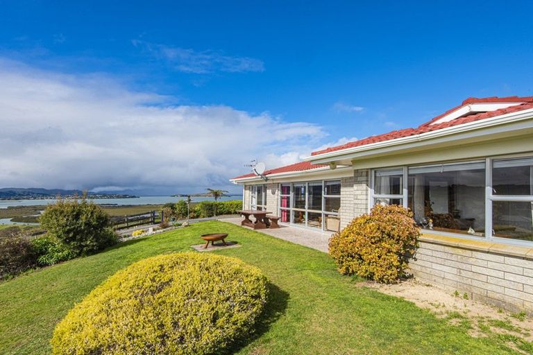 Photo of property in 381 State Highway 1, Otaika, Whangarei, 0178