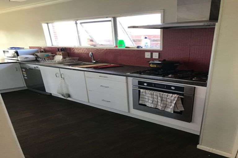 Photo of property in 476 Otumoetai Road, Otumoetai, Tauranga, 3110