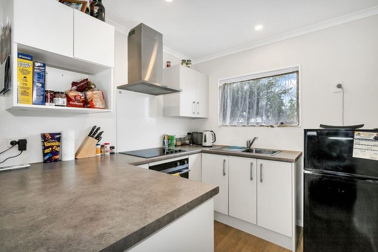 Photo of property in 51 Christmas Road, Manurewa, Auckland, 2102