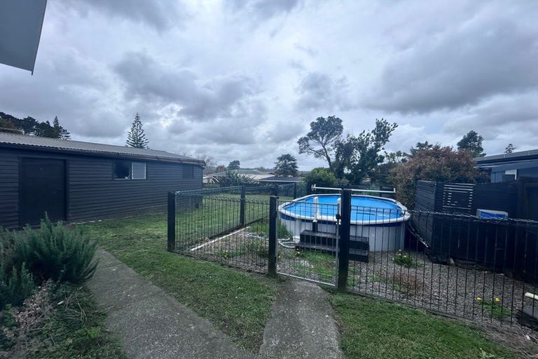 Photo of property in 9 Illana Place, Ranui, Auckland, 0612