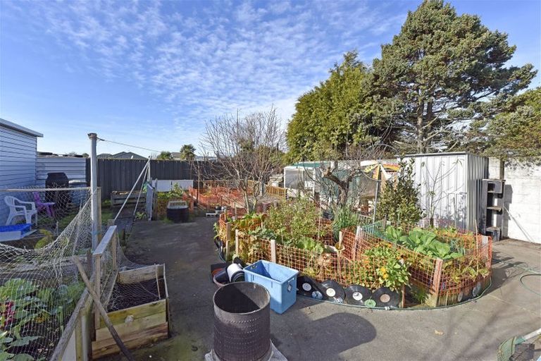 Photo of property in 4 Aldgate Street, Redwood, Christchurch, 8051