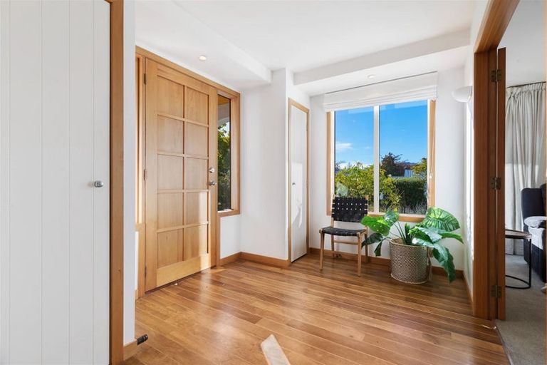 Photo of property in 76 Meadowstone Drive, Wanaka, 9305