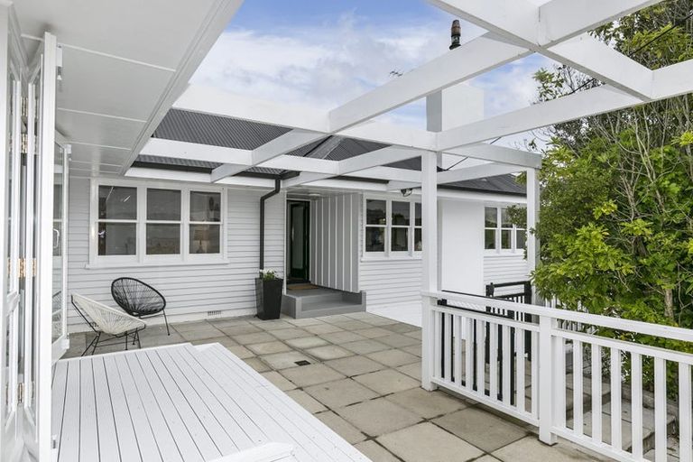 Photo of property in 45a Box Hill, Khandallah, Wellington, 6035