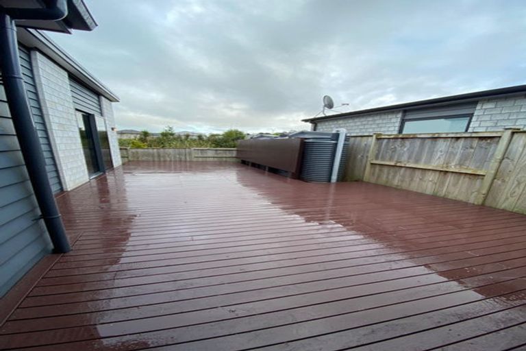 Photo of property in 4 Tomairangi Crescent, Pukekohe, 2120