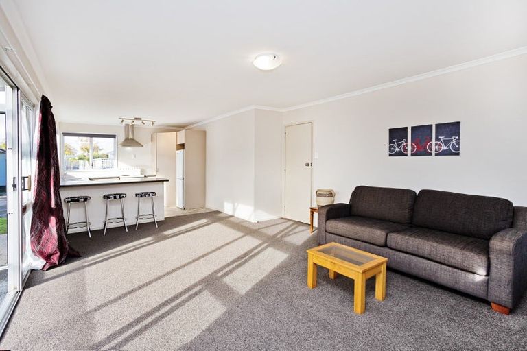 Photo of property in 2/308 Yarrow Street, Richmond, Invercargill, 9810