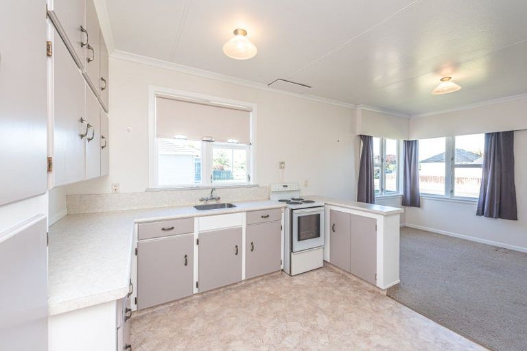 Photo of property in 102 Paterson Street, Aramoho, Whanganui, 4500
