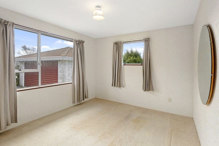 Photo of property in 14 Daytona Place, Parklands, Christchurch, 8083