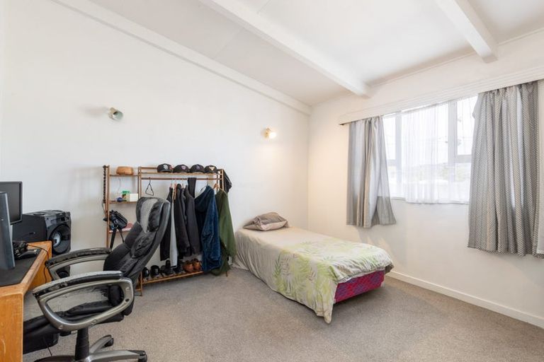 Photo of property in 37 Bedford Street, Cannons Creek, Porirua, 5024