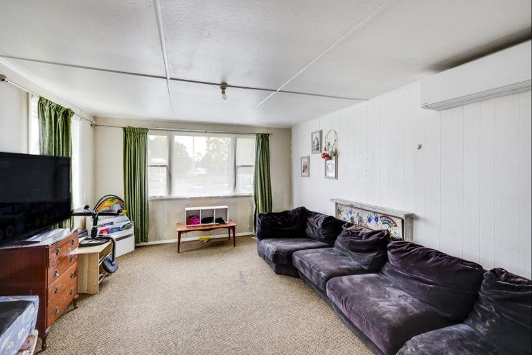 Photo of property in 310 Lowe Street, Camberley, Hastings, 4120