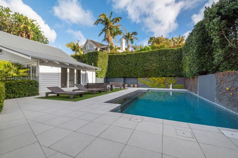 Photo of property in 30 Vine Street, Saint Marys Bay, Auckland, 1011