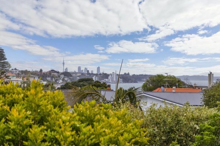 Photo of property in 1a Waimarie Street, Saint Heliers, Auckland, 1071