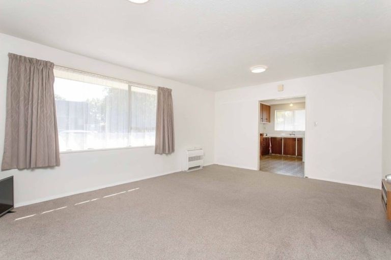 Photo of property in 1/13 Main South Road, Sockburn, Christchurch, 8042