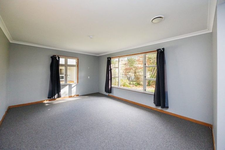 Photo of property in 36 Ongo Road, Hunterville, 4730