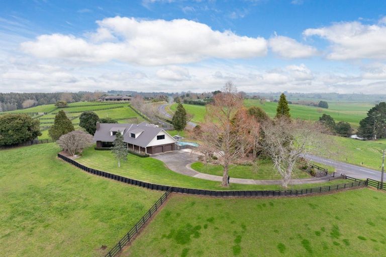 Photo of property in 37 Ngaroto Road, Te Awamutu, Ohaupo, 3883