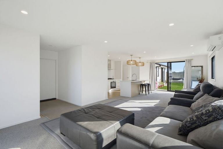 Photo of property in 51 Mehrtens Crescent, Woodend, 7691