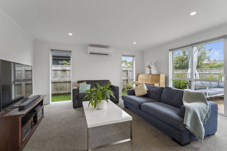 Photo of property in 8 Paioke Street, Waikanae, 5036