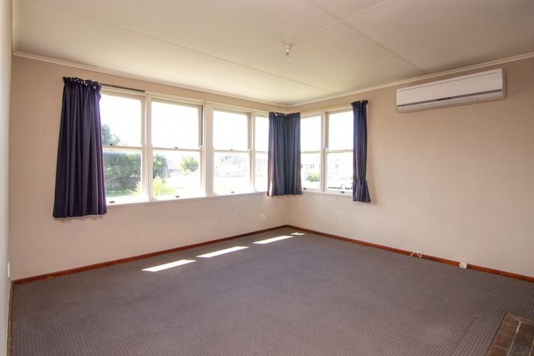 Photo of property in 10 Thames Street, Roslyn, Palmerston North, 4414