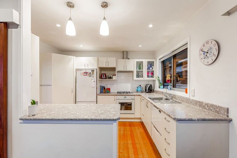 Photo of property in 166 Royal Road, Massey, Auckland, 0614