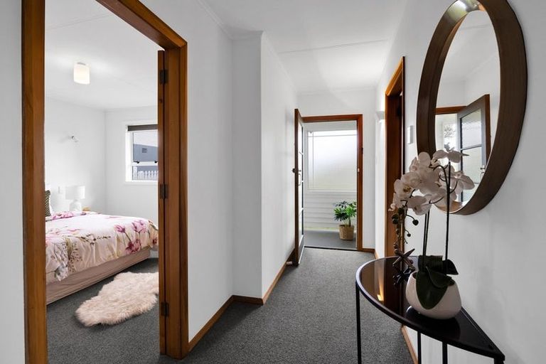 Photo of property in 3a Waimea Street, Westown, New Plymouth, 4310