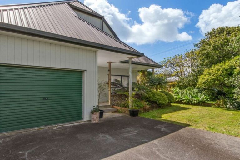 Photo of property in 94 Matakana Valley Road, Matakana, Warkworth, 0985