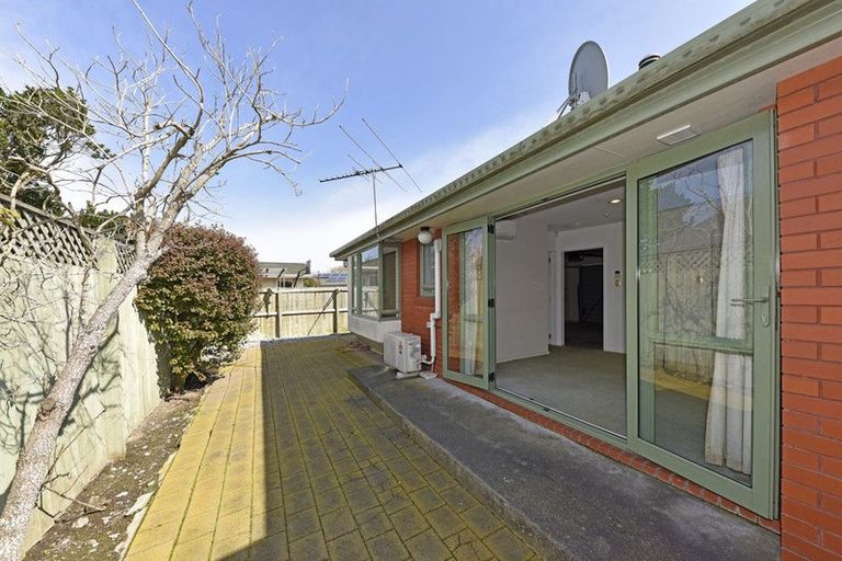 Photo of property in 88 Grahams Road, Burnside, Christchurch, 8041