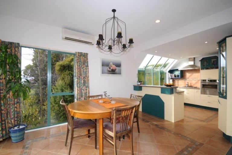 Photo of property in 229b Mount Pleasant Road, Mount Pleasant, Christchurch, 8081