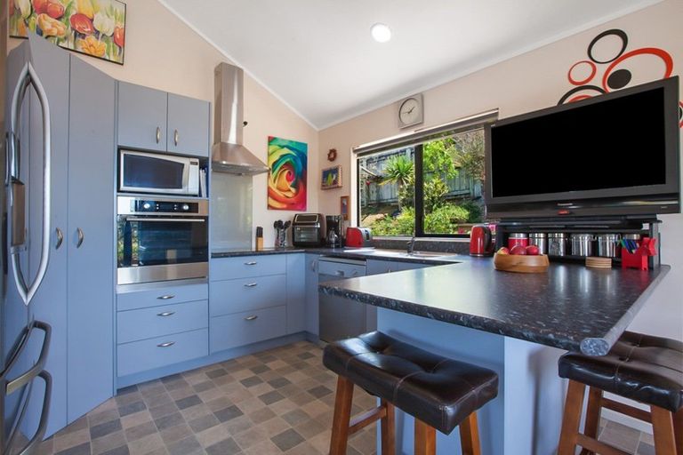 Photo of property in 300 State Highway 10, Cable Bay, 0420