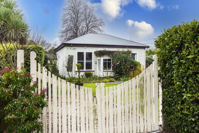 Photo of property in 1/123 Studholme Street, Somerfield, Christchurch, 8024