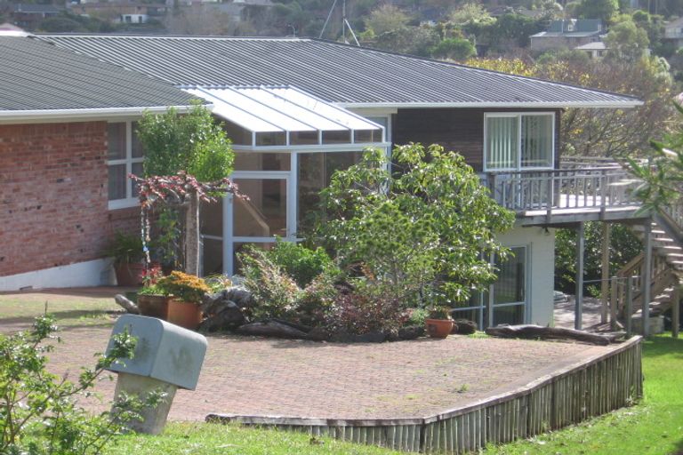 Photo of property in 19 Mayfair Crescent, Mairangi Bay, Auckland, 0630