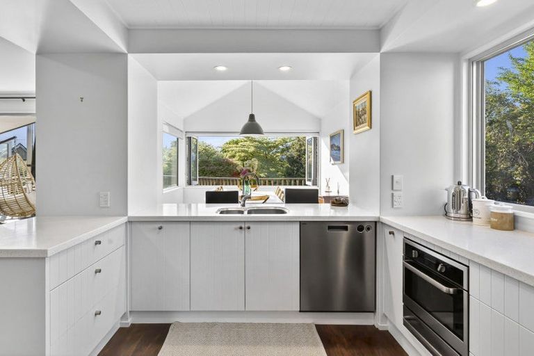 Photo of property in 15 Rowan Court, Wanaka, 9305