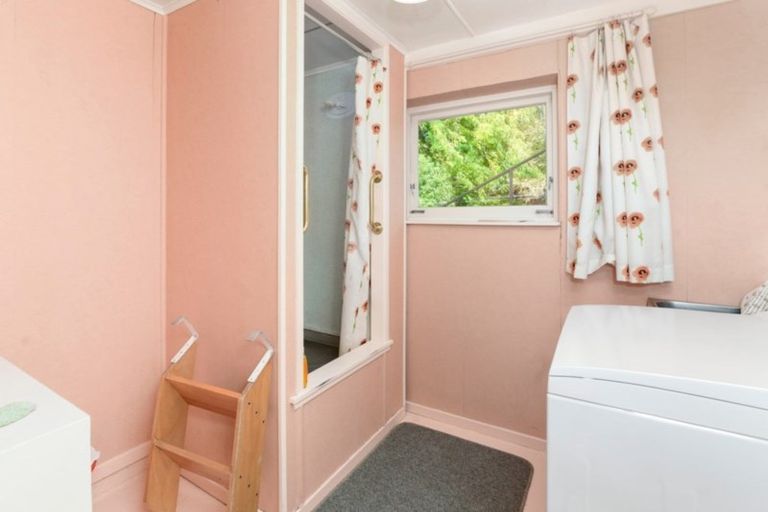 Photo of property in 57 Barnard Road, Fairy Springs, Rotorua, 3015